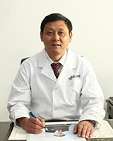 杨峰,主任医师